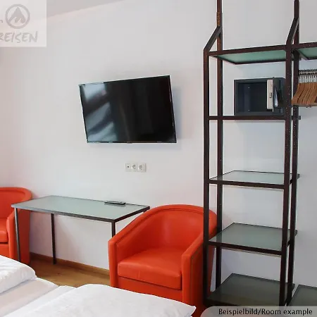 Shanti 4*