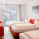 Shanti Отель 4*